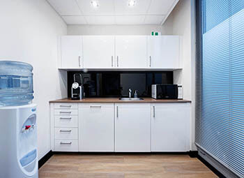 Biura sprzedaży i części wspólne - Warszawa 120 m²