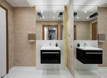 Biura sprzedaży i części wspólne - Warszawa 120 m²